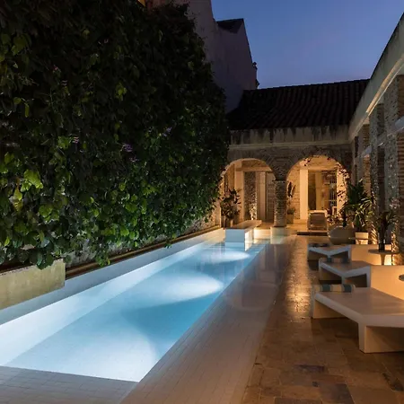 Nok Award Winning 4br Wih Pool At Getsemani Villa Cartagena