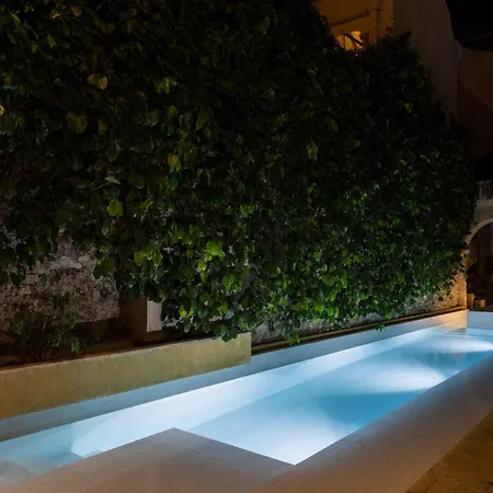 Nok Award Winning 4br Wih Pool At Getsemani