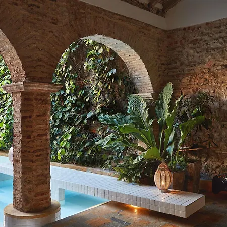 Nok Award Winning 4br Wih Pool At Getsemani *