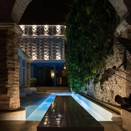 Nok Award Winning 4br Wih Pool At Getsemani *