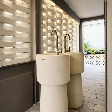 Villa Nok Award Winning 4br Wih Pool At Getsemani
